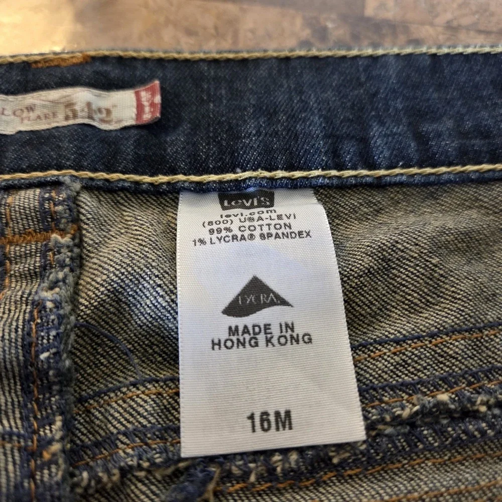 Levi's sz 16M women's Low Flare 542 jeans flap pocket stretch Y2K